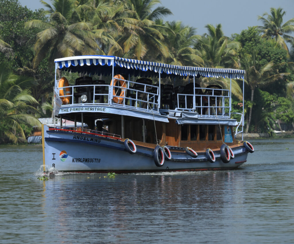 riveriainternational.com